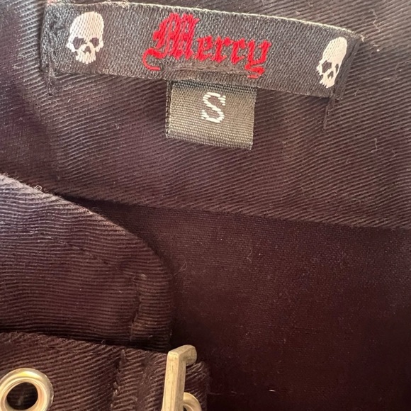 Mercy - Picture 8 of 8